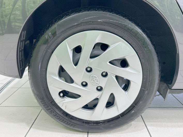 2016 Toyota Aqua DAA-NHP10 (UW-6a3c9c8b977c3)[12]
