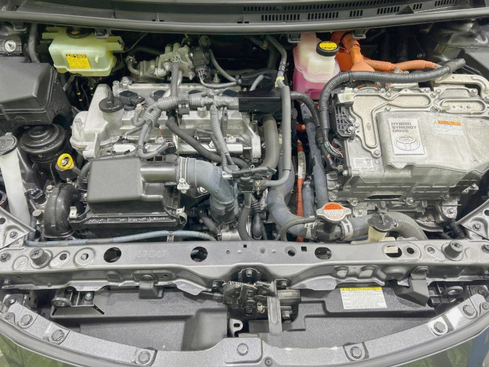 2016 Toyota Aqua DAA-NHP10 (UW-6a3c9c8b977c3)[4]