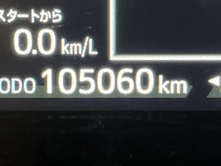 2017 Toyota Aqua DAA-NHP10 (UW-6a3c9c9025af7)[2]