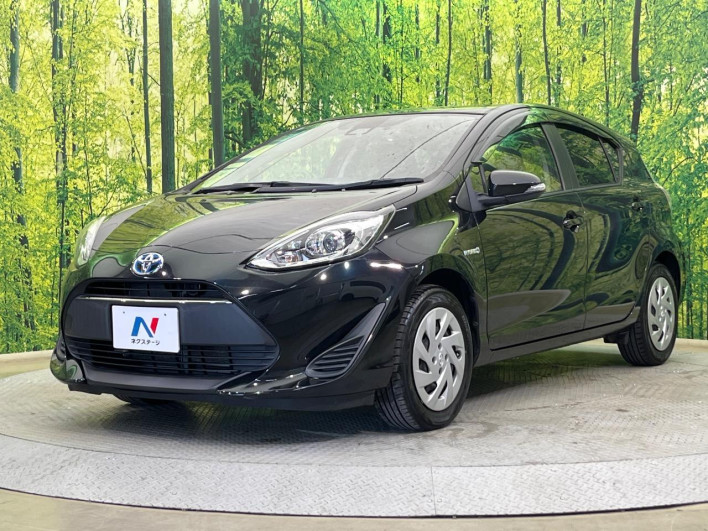 2017 Toyota Aqua DAA-NHP10 (UW-6a3c9c9025af7)[14]