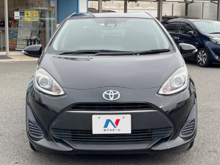 2019 Toyota Aqua DAA-NHP10 (UW-6a3c9c926929e)[6]
