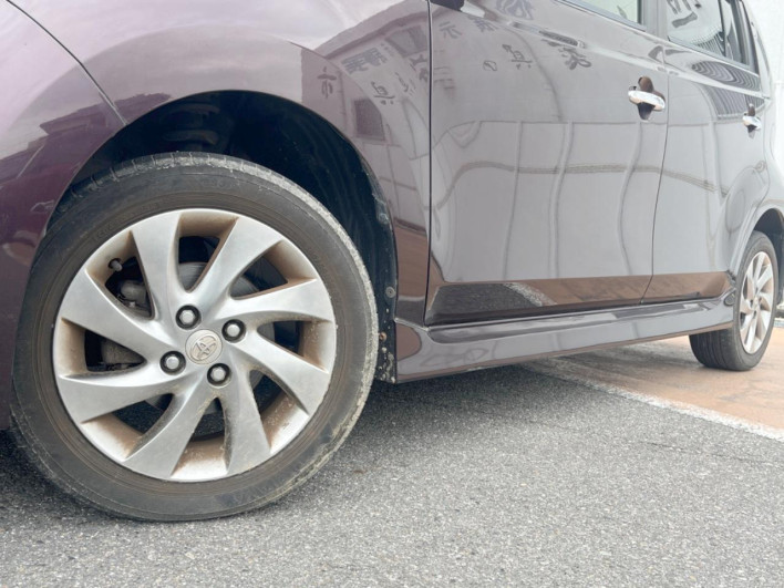 2013 Toyota bB CBA-QNC21 (UW-6a3c9c9fa8620)[4]