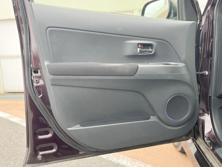 2013 Toyota bB CBA-QNC21 (UW-6a3c9c9fa8620)[26]