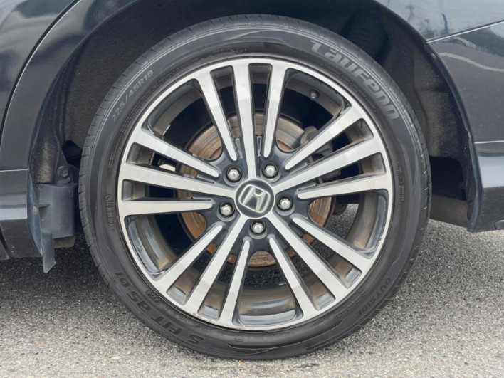 2014 Honda Odyssey DBA-RC1 (UW-6a3c9c9fd0c14)[13]