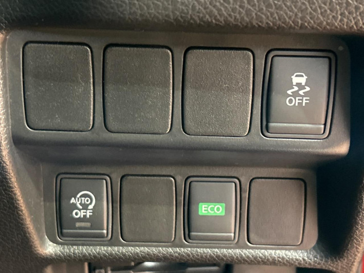 2014 Nissan X-Trail DBA-T32 (UW-6a3c9cc6077ce)[7]