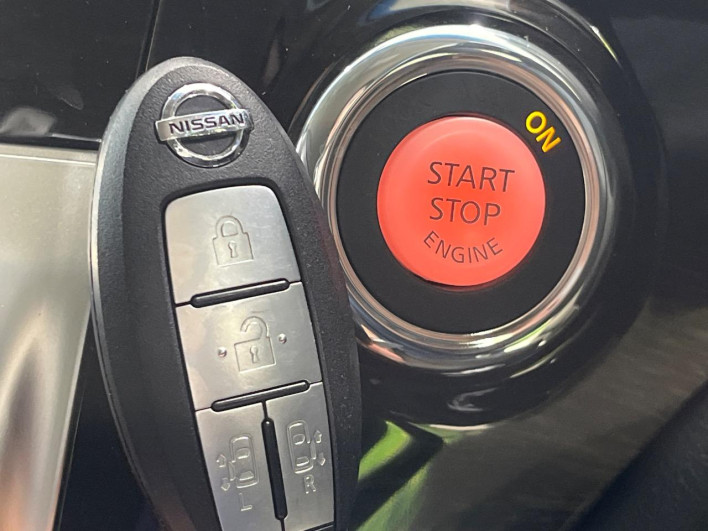 2013 Nissan Elgrand DBA-TE52 (UW-6a3c9cca9e9cc)[14]