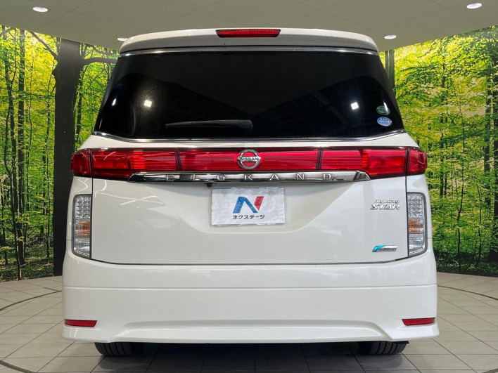 2013 Nissan Elgrand DBA-TE52 (UW-6a3c9cca9e9cc)[22]