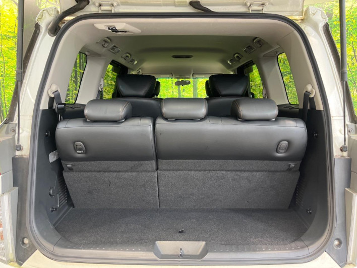 2013 Nissan Elgrand DBA-TE52 (UW-6a3c9cca9e9cc)[27]