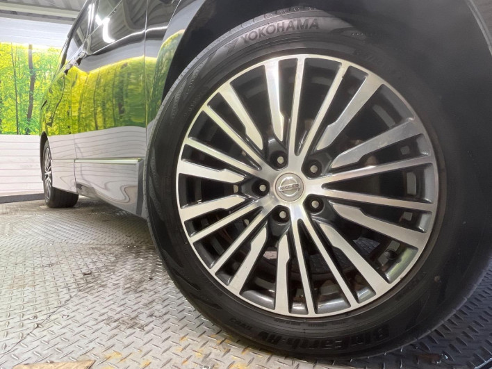 2015 Nissan Elgrand DBA-TE52 (UW-6a3c9ccab9573)[1]