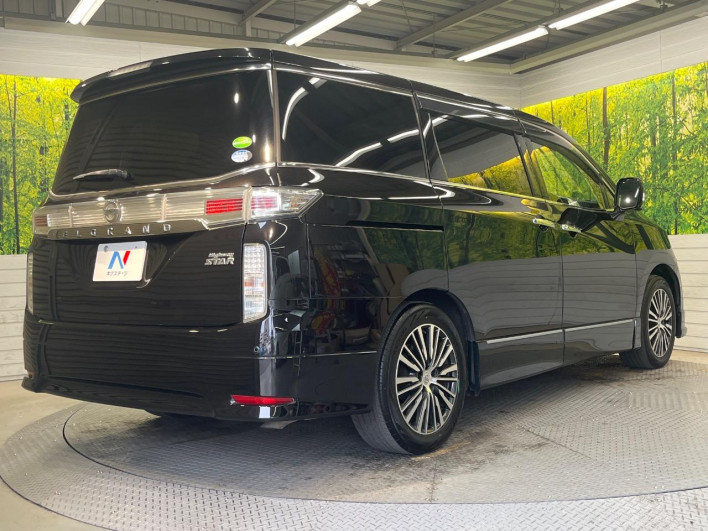 2015 Nissan Elgrand DBA-TE52 (UW-6a3c9ccab9573)[22]