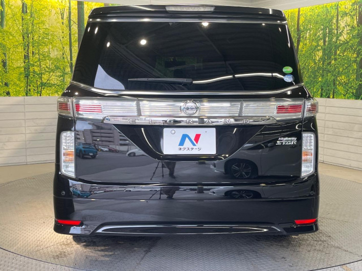2015 Nissan Elgrand DBA-TE52 (UW-6a3c9ccab9573)[13]