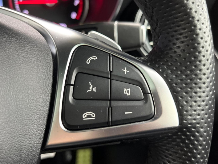 2017 Mercedes Benz GLC DBA-253946 (UW-6a3c9ce327ace)[15]