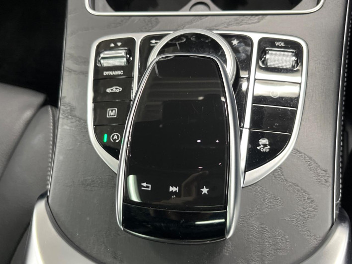 2017 Mercedes Benz GLC DBA-253946 (UW-6a3c9ce327ace)[27]