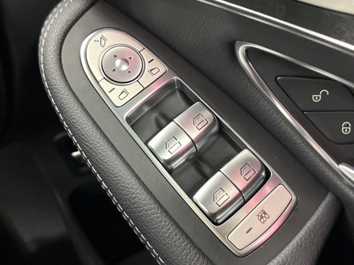 2017 Mercedes Benz GLC DBA-253946 (UW-6a3c9ce327ace)[7]