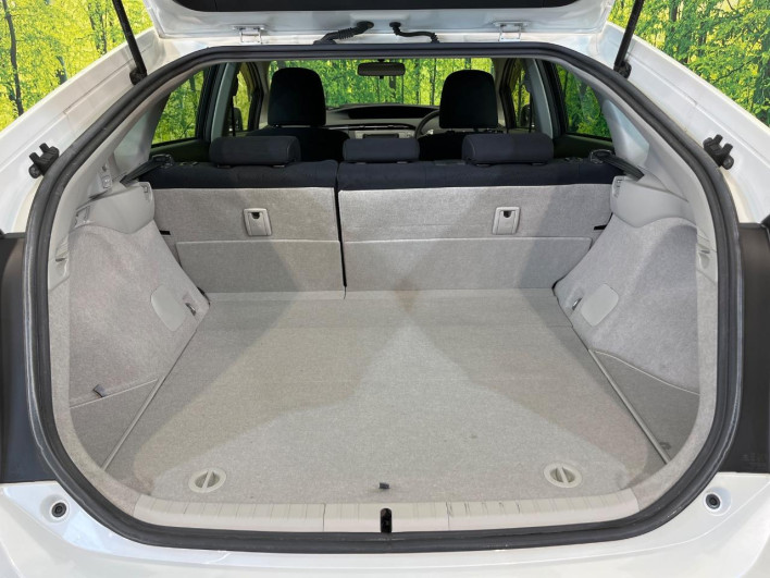 2013 Toyota Prius DAA-ZVW30 (UW-6a3c9d09db5e3)[19]