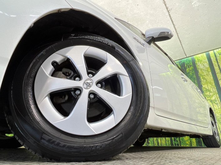 2013 Toyota Prius DAA-ZVW30 (UW-6a3c9d09db5e3)[9]