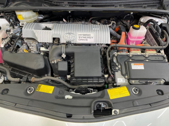 2013 Toyota Prius DAA-ZVW30 (UW-6a3c9d09db5e3)[4]