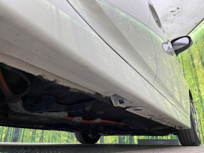2013 Toyota Prius DAA-ZVW30 (UW-6a3c9d09db5e3)[27]