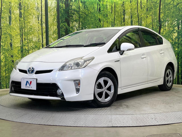 2013 Toyota Prius DAA-ZVW30 (UW-6a3c9d09db5e3)[0]