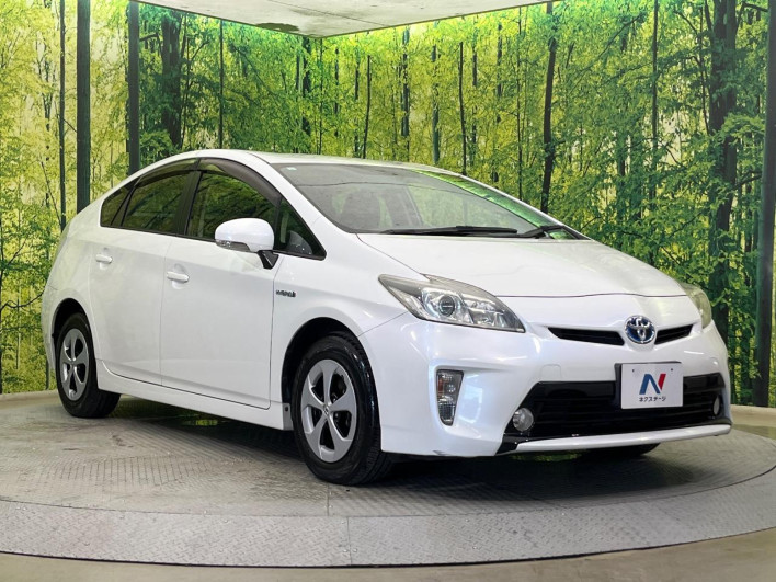 2013 Toyota Prius DAA-ZVW30 (UW-6a3c9d09db5e3)[17]