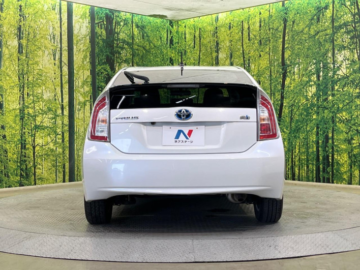 2013 Toyota Prius DAA-ZVW30 (UW-6a3c9d09db5e3)[14]