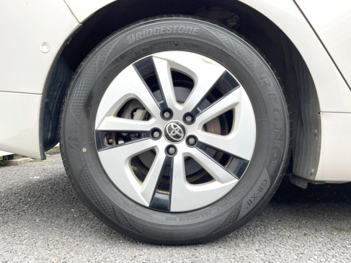 2016 Toyota Prius DAA-ZVW51 (UW-6a3c9d11acf7d)[15]