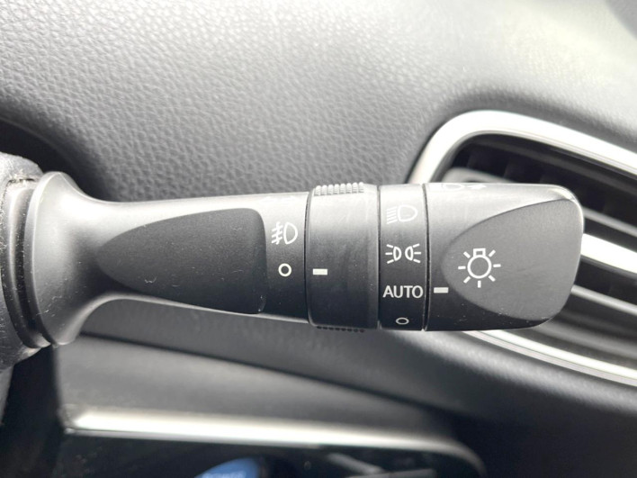 2016 Toyota Prius DAA-ZVW51 (UW-6a3c9d11acf7d)[23]