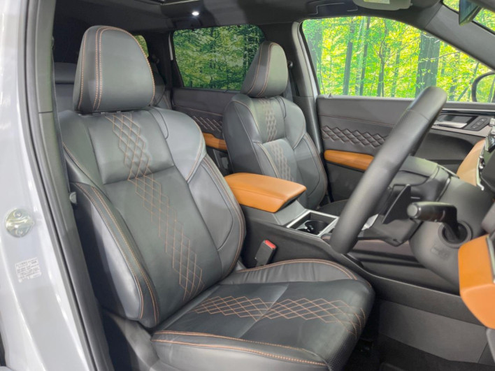 2022 Mitsubishi OUTLANDER PHEV 5LA-GN0W (UW-6a41e158e058b)[19]