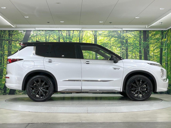 2022 Mitsubishi OUTLANDER PHEV 5LA-GN0W (UW-6a41e158e058b)[16]