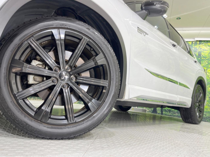 2022 Mitsubishi OUTLANDER PHEV 5LA-GN0W (UW-6a41e158e058b)[4]