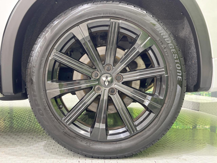 2022 Mitsubishi OUTLANDER PHEV 5LA-GN0W (UW-6a41e158e058b)[7]