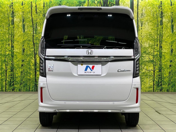 2022 Honda N-BOX CUSTOM 6BA-JF3 (UW-6a41e1959837d)[17]