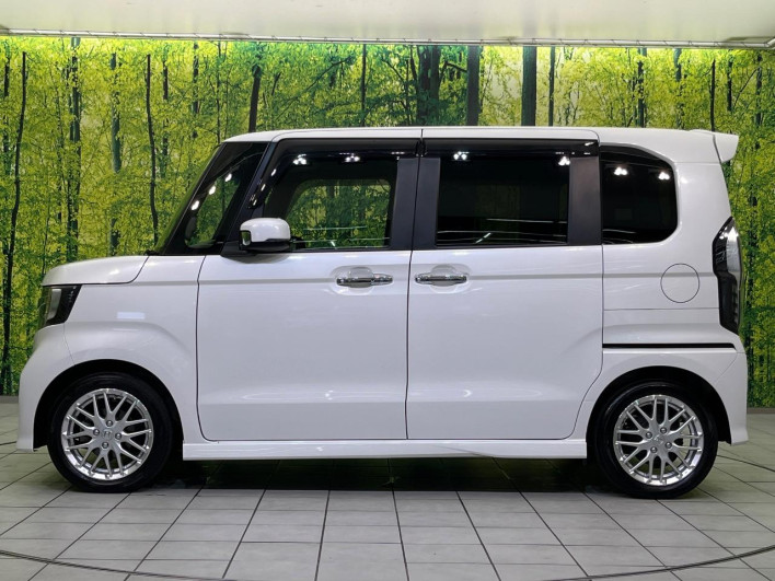 2022 Honda N-BOX CUSTOM 6BA-JF3 (UW-6a41e1959837d)[15]