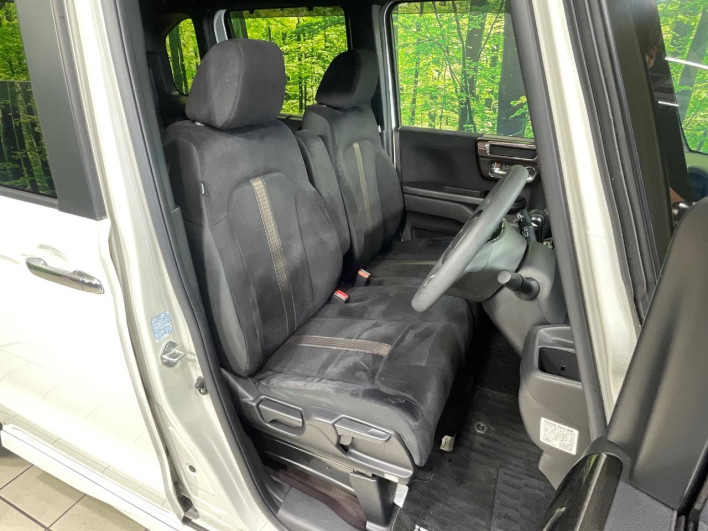 2019 Honda N-BOX CUSTOM DBA-JF4 (UW-6a41e19ad40fd)[26]