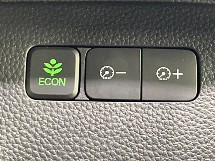 2019 Honda N-BOX CUSTOM DBA-JF4 (UW-6a41e19ad40fd)[14]