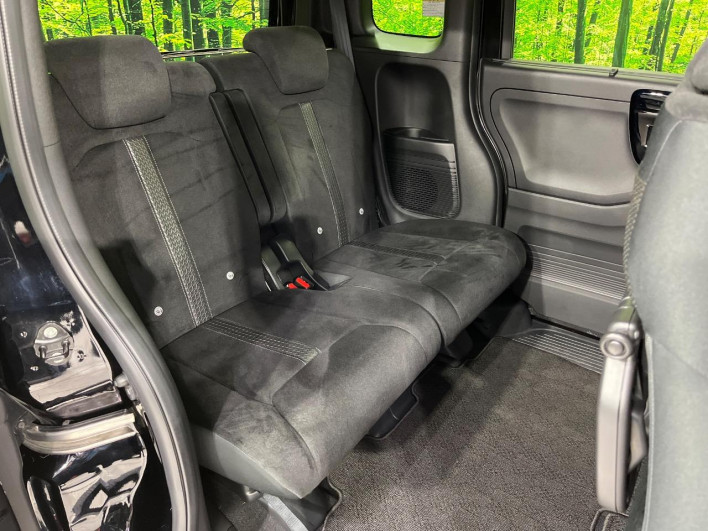 2022 Honda N-BOX CUSTOM 6BA-JF4 (UW-6a41e19b4e714)[28]