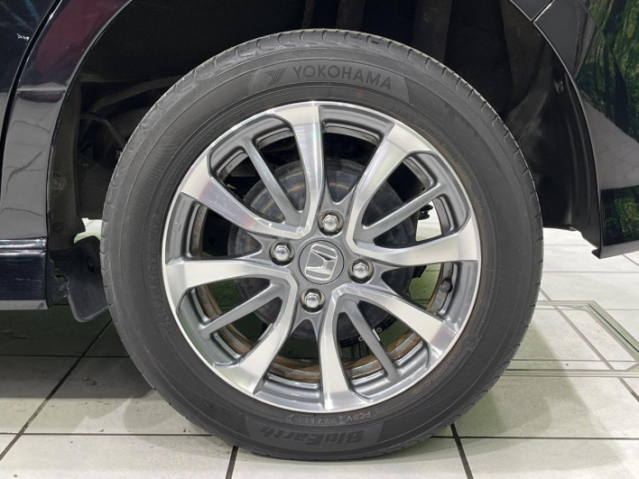 2022 Honda N-BOX CUSTOM 6BA-JF4 (UW-6a41e19b4e714)[13]