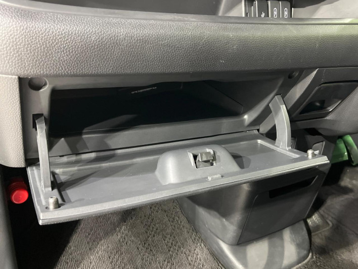 2022 Honda N-BOX CUSTOM 6BA-JF4 (UW-6a41e19b4e714)[17]