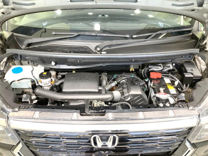 2024 Honda N-BOX CUSTOM 6BA-JF5 (UW-6a41e19e8c1d5)[11]