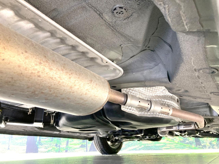 2024 Honda N-BOX CUSTOM 6BA-JF5 (UW-6a41e19e8c1d5)[25]