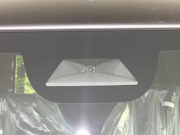 2026 Honda N-BOX CUSTOM 6BA-JF5 (UW-6a41e1a18e8d2)[4]