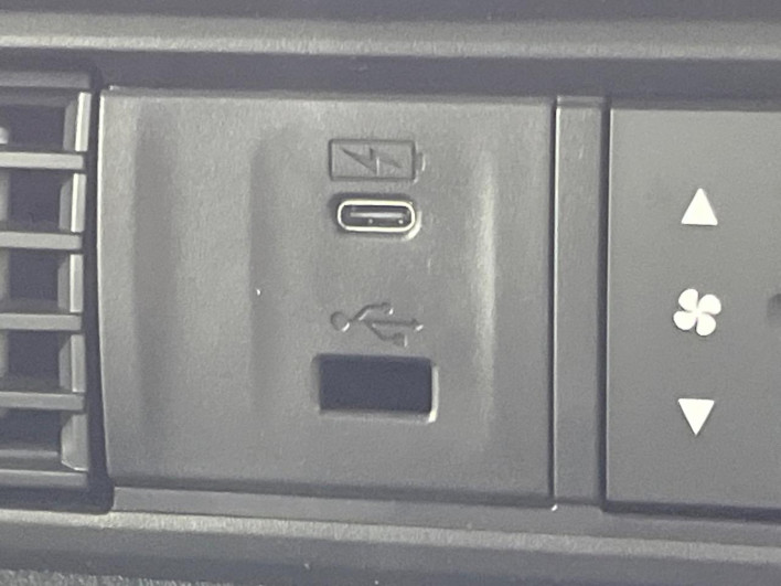 2026 Honda N-BOX CUSTOM 6BA-JF5 (UW-6a41e1a18e8d2)[7]