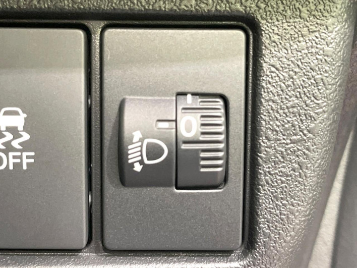 2026 Honda N-BOX CUSTOM 6BA-JF5 (UW-6a41e1a483fca)[22]