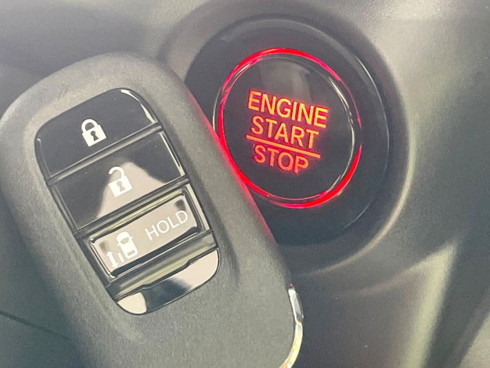 2026 Honda N-BOX CUSTOM 6BA-JF5 (UW-6a41e1a483fca)[25]