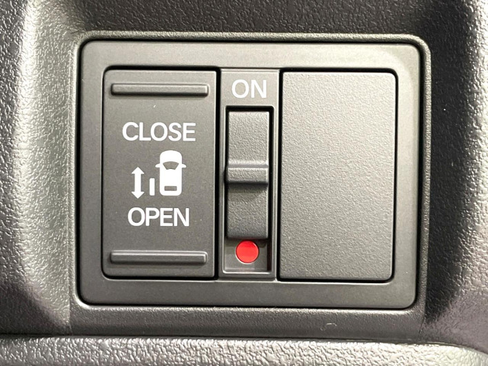 2026 Honda N-BOX CUSTOM 6BA-JF5 (UW-6a41e1a483fca)[21]