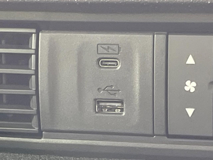 2026 Honda N-BOX CUSTOM 6BA-JF5 (UW-6a41e1a562923)[10]