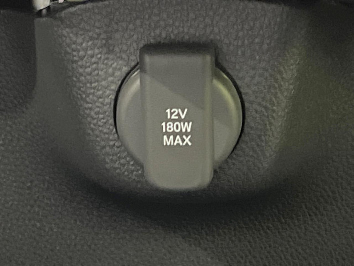 2026 Honda N-BOX CUSTOM 6BA-JF5 (UW-6a41e1a562923)[16]