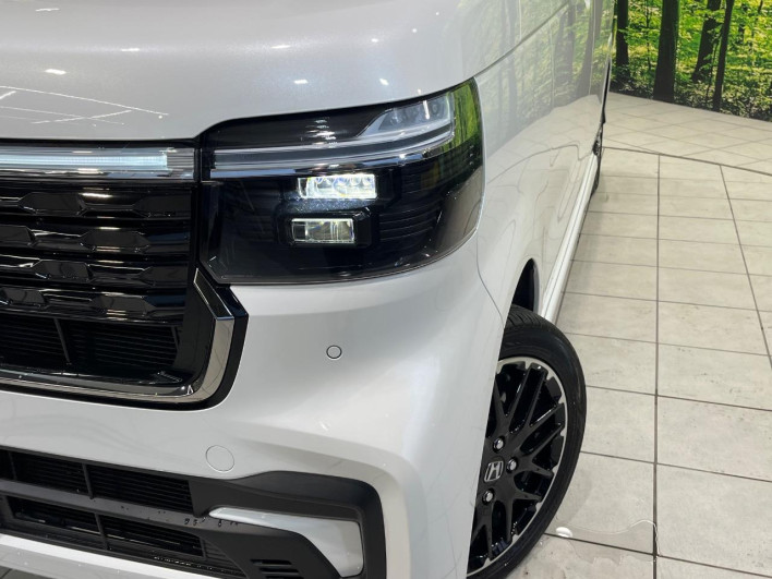 2023 Honda N-BOX CUSTOM 6BA-JF5 (UW-6a41e1a594443)[18]