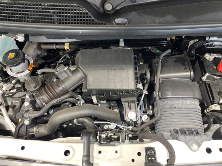 2023 Honda N-BOX CUSTOM 6BA-JF5 (UW-6a41e1a6219e2)[4]