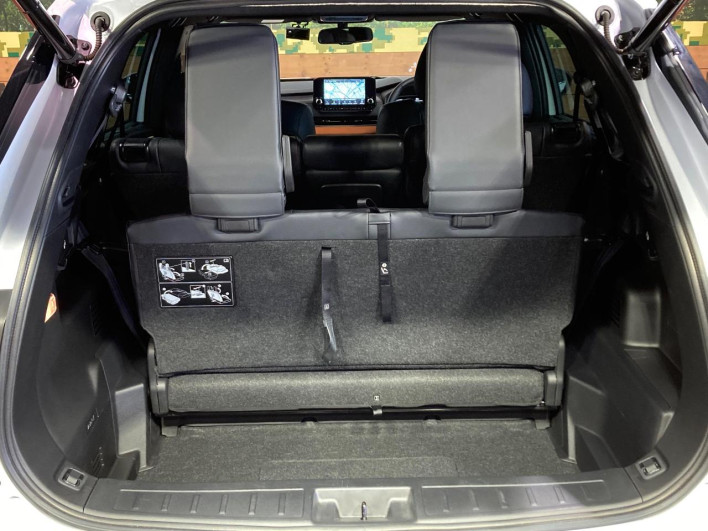 2022 Mitsubishi OUTLANDER PHEV 5LA-GN0W (UW-6a43331c82165)[27]
